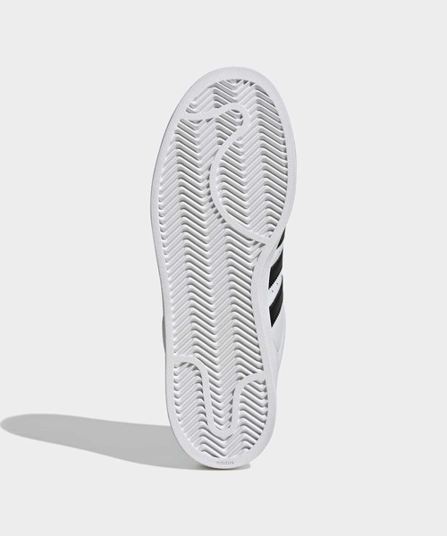 adidas(アディダス)の「スーパースターII / Superstar II / アディダスオリジナルス adidas Originals スニーカー(スニーカー・メンズ・ホワイト×ブラック・28.0cm/28.5cm/29.0cm/29.5cm/25.0cm/25.5cm/26.0cm/26.5cm/27.0cm/27.5cm/22.0cm/22.5cm/23.0cm/23.5cm/24.0cm/24.5cm)」の3枚目の写真
