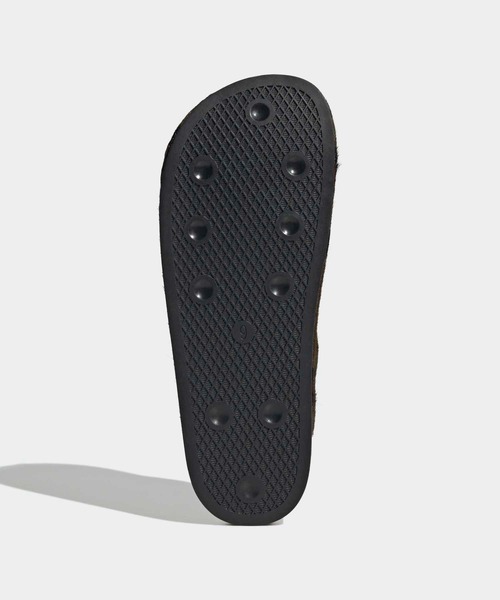 adidas(アディダス)の「アディミュール サンダル / ADIMULE SLIDES / アディダスオリジナルス adidas Originals(サンダル・メンズ・ブラック・22.5cm/23.5cm/24.5cm/25.5cm/26.5cm/27.5cm/28.5cm)」の3枚目の写真