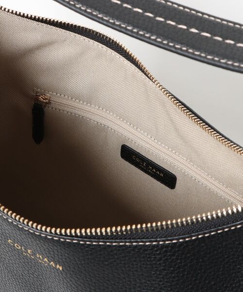 COLE HAAN（コールハーン）の「フローレンス ホーボー womens（ハンドバッグ・レディース・ブラック・OSFA）」の7枚目の写真