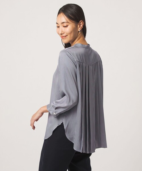 A DAY IN THE LIFE UNITED ARROWS(アデイインザライフユナイテッドアローズ)の「バックプリーツ シャツチュニック 7分袖<A DAY IN THE LIFE>(シャツ/ブラウス・レディース・ピンク/ダークグレー/モカ/コバルトブルー・FREE)」の5枚目の写真