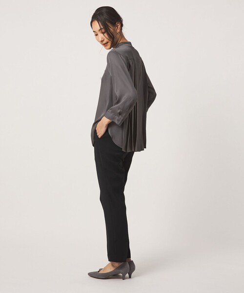 A DAY IN THE LIFE UNITED ARROWS(アデイインザライフユナイテッドアローズ)の「バックプリーツ シャツチュニック 7分袖<A DAY IN THE LIFE>(シャツ/ブラウス・レディース・ピンク/ダークグレー/モカ/コバルトブルー・FREE)」の9枚目の写真
