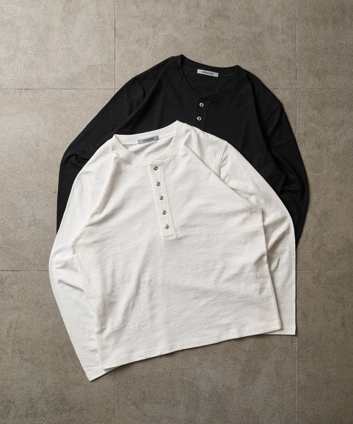 ADAMASTE(アダマスト)の「Slub Short Henley Neck L/S Tee - スラブ短丈ヘンリーネックロングスリーブT(Tシャツ/カットソー・メンズ・ブラック/ホワイト・SMALL/MEDIUM/LARGE)」の5枚目の写真