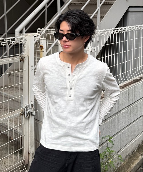 ADAMASTE(アダマスト)の「Slub Short Henley Neck L/S Tee - スラブ短丈ヘンリーネックロングスリーブT(Tシャツ/カットソー・メンズ・ブラック/ホワイト・SMALL/MEDIUM/LARGE)」の8枚目の写真