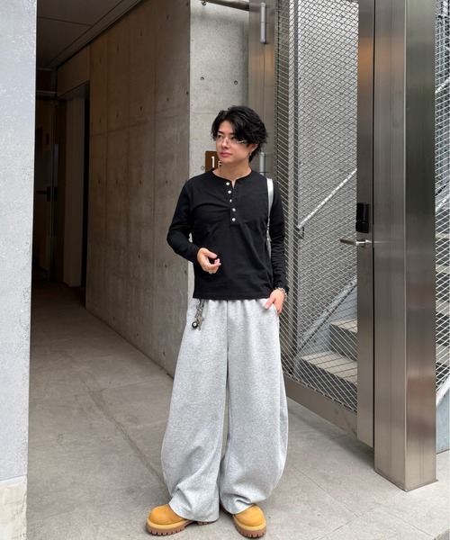 ADAMASTE(アダマスト)の「Slub Short Henley Neck L/S Tee - スラブ短丈ヘンリーネックロングスリーブT(Tシャツ/カットソー・メンズ・ブラック/ホワイト・SMALL/MEDIUM/LARGE)」の16枚目の写真