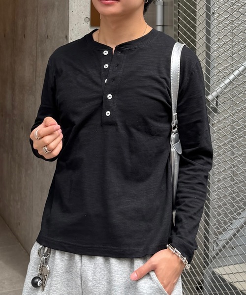 ADAMASTE(アダマスト)の「Slub Short Henley Neck L/S Tee - スラブ短丈ヘンリーネックロングスリーブT(Tシャツ/カットソー・メンズ・ブラック/ホワイト・SMALL/MEDIUM/LARGE)」の10枚目の写真