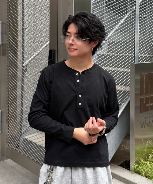ADAMASTE(アダマスト)の「Slub Short Henley Neck L/S Tee - スラブ短丈ヘンリーネックロングスリーブT(Tシャツ/カットソー・メンズ・ブラック/ホワイト・SMALL/MEDIUM/LARGE)」の13枚目の写真