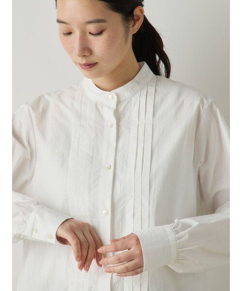 MidiUmi(ミディウミ)の「MidiUmi タックショートシャツ(シャツ/ブラウス・レディース・ネイビー/オフホワイト/ライトブルー・FREE)」の10枚目の写真