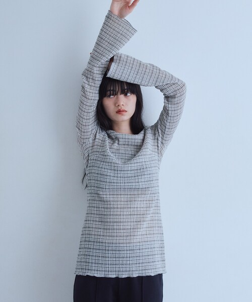 CODE A(コードエー)の「open back check tunic(Tシャツ/カットソー・レディース・グレー系1/ブラック・00)」の4枚目の写真