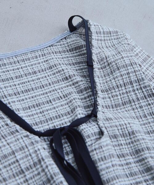CODE A(コードエー)の「open back check tunic(Tシャツ/カットソー・レディース・グレー系1/ブラック・00)」の8枚目の写真