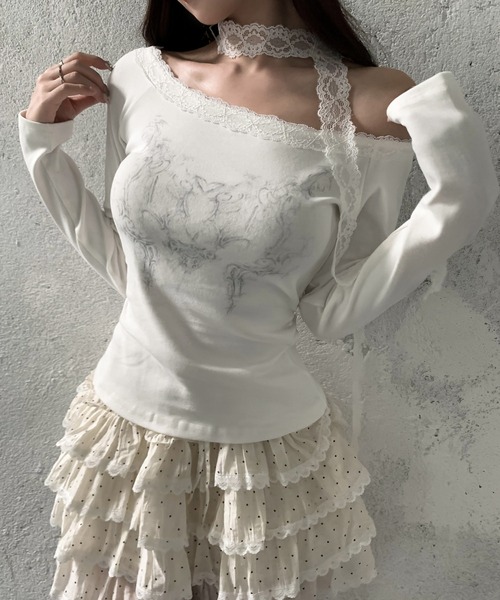 VEILA(ヴェイラ)の「チョーカー風グラフィック長袖トップス(Tシャツ/カットソー・レディース・ホワイト/スモークグレー/ブラック・フリー)」の5枚目の写真