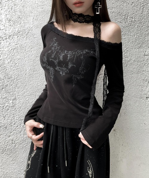 VEILA(ヴェイラ)の「チョーカー風グラフィック長袖トップス(Tシャツ/カットソー・レディース・ホワイト/スモークグレー/ブラック・フリー)」の17枚目の写真