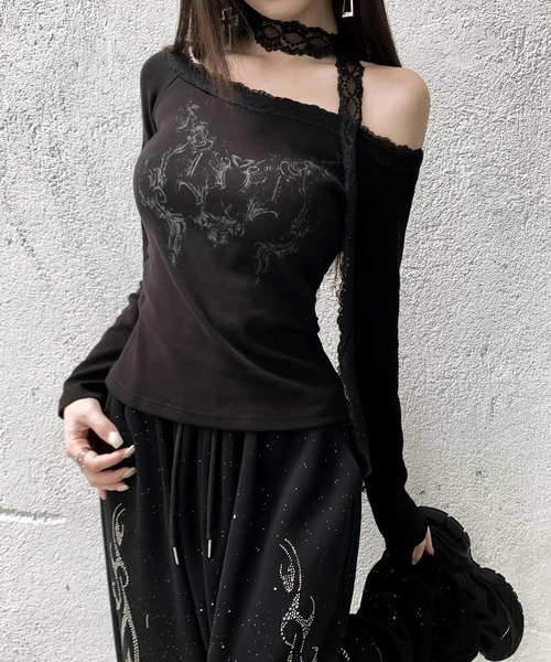 VEILA(ヴェイラ)の「チョーカー風グラフィック長袖トップス(Tシャツ/カットソー・レディース・ホワイト/スモークグレー/ブラック・フリー)」の18枚目の写真