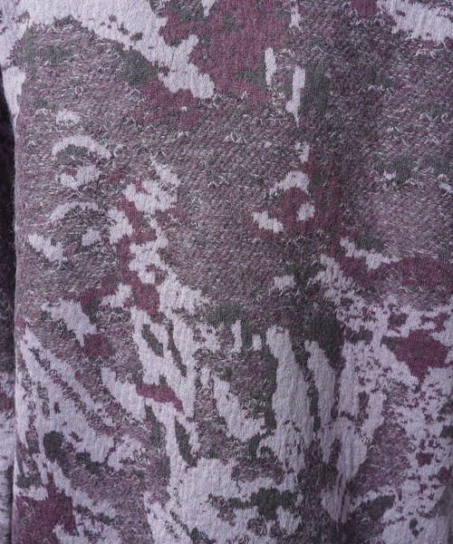 MAISON SPECIAL（メゾンスペシャル）の「《UNISEX》Abstract Pattern Prime-Over V-neck Knit Tops/アブストラクトパターンプライムオーバーVネックニット【MAISON SPECIAL/メゾンスペシャル】（ニット/セーター・メンズ・ダークブルー/パープル・0/1/2）」の19枚目の写真