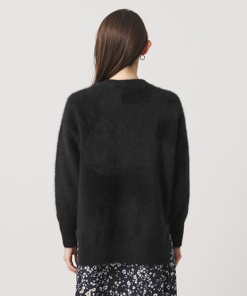 UNITED ARROWS(ユナイテッドアローズ)の「フォックスカシミヤ クルーネック ニット(ニット/セーター・レディース・グレー/ブラック・FREE)」の12枚目の写真