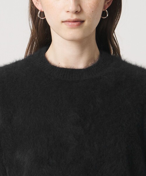 UNITED ARROWS(ユナイテッドアローズ)の「フォックスカシミヤ クルーネック ニット(ニット/セーター・レディース・グレー/ブラック・FREE)」の13枚目の写真