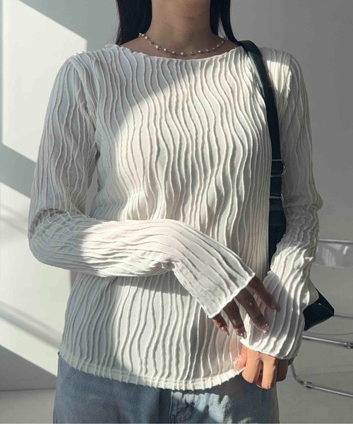 AS KNOW AS plus（アズノゥアズプラス）の「☆アソートクルーネックロンT(シャーリング・ウェーブ)（Tシャツ/カットソー・レディース・アイボリー系1/アイボリー系/ブラック系1/ブラック系・FREE）」の21枚目の写真