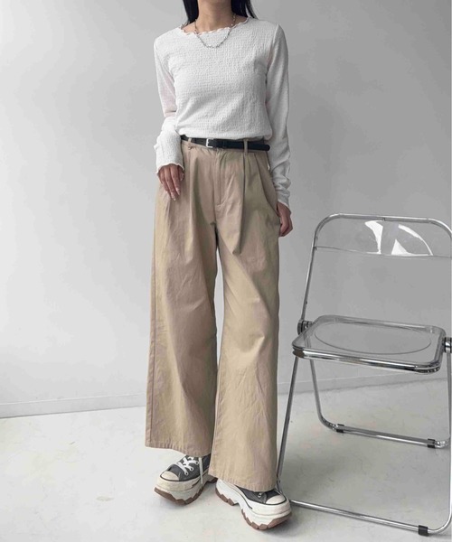 AS KNOW AS plus（アズノゥアズプラス）の「☆アソートクルーネックロンT(シャーリング・ウェーブ)（Tシャツ/カットソー・レディース・アイボリー系1/アイボリー系/ブラック系1/ブラック系・FREE）」の9枚目の写真