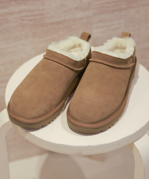plage(プラージュ)の「《追加》UGG / アグ W CLASSICS MICRO シューズ(その他シューズ・レディース・キャメル・25cm/24cm/23cm/22cm)」の3枚目の写真