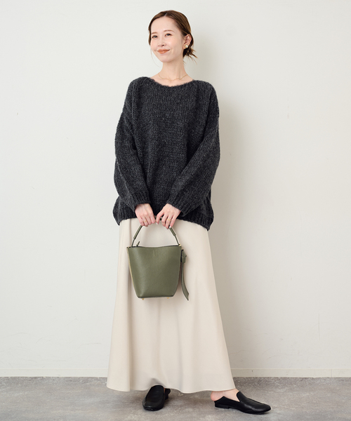 AULENTTI(オウレンティ)の「《追加3》AULENTTI/オウレンティ バケツバッグ FB-5976-DOSA(ハンドバッグ・レディース・ブラック/カーキ・FREE)」の13枚目の写真
