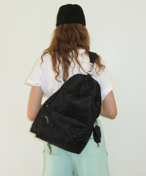 RONRON(ロンロン)の「DOT SLING BACKPACK BLACK(バックパック/リュック・レディース・その他・FREE)」の4枚目の写真