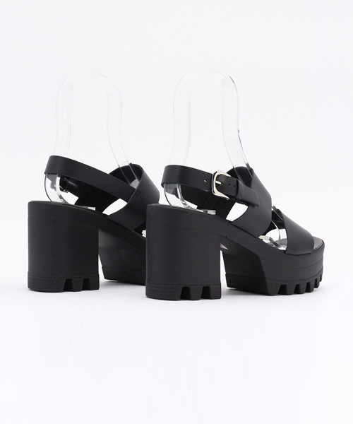 Chico（チコ）の「VICTOR7819（サンダル・レディース・ホワイト/ブラック/シルバー・37/38/36）」の6枚目の写真