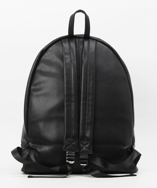 VIBGYOR（ヴィブジョー）の「PUレザービッグバッグパック（バックパック/リュック・メンズ・ブラック・FREE）」の3枚目の写真