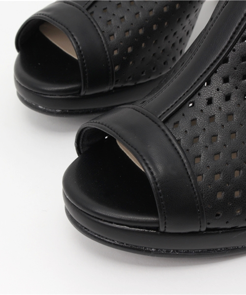 LE TALON（ルタロン）の「7cmコウブカパンチングサンダル◆（サンダル・レディース・ブラック/キャメル・36.5/37.5/35.5）」の7枚目の写真