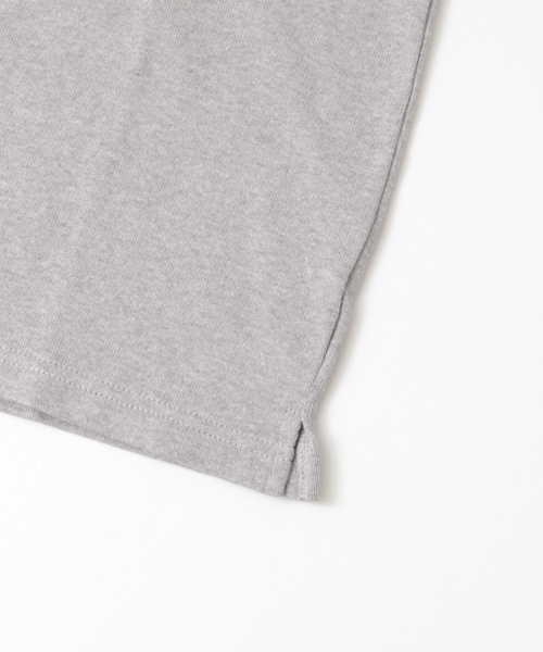 URBAN RESEARCH(アーバンリサーチ)の「UR バスクシャツ(Tシャツ/カットソー・メンズ・ブラック/ブラック系その他/ホワイト/ホワイト系その他/キャメル/グレー・LARGE/SMALL/MEDIUM)」の12枚目の写真