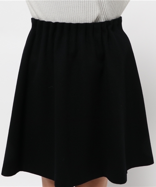 BLUE LABEL CRESTBRIDGE(ブルーレーベルクレストブリッジ)の「ビーバーメルトン ゴムギャザースカート(スカート・レディース・ベージュ/ピンク/ブラック・36/38)」の7枚目の写真