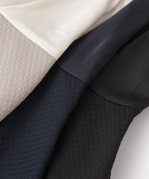 URBAN RESEARCH（アーバンリサーチ）の「UR COUTURE MAISON　異素材切り替えワンピース（ワンピース・レディース・ベージュ/ネイビー/ブラック・38）」の14枚目の写真