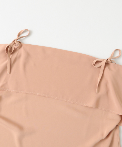 URBAN RESEARCH（アーバンリサーチ）の「UR オープンショルダー肩リボンブラウス（シャツ/ブラウス・レディース・ベージュ系その他/ピンク/ブラック/カーキ・FREE）」の18枚目の写真