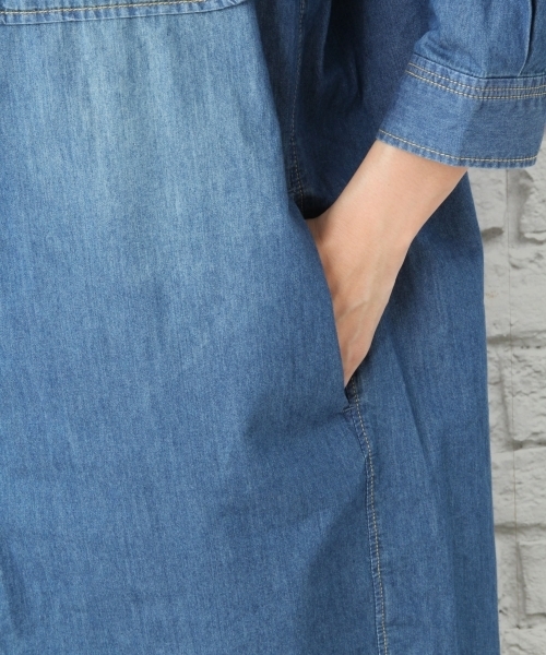 LEPSIM（レプシィム）の「デニムデザインシャツワンピース7S　757938（シャツワンピース・レディース・ライトブルー/ブルー・LARGE/MEDIUM）」の4枚目の写真