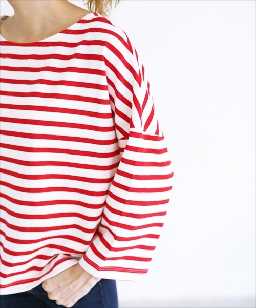 select MOCA（セレクトモカ）の「上質なカリフォルニアコットン素材◆2wayボーダービックシルエットドルマンスリーブ七分袖カットソー（Tシャツ/カットソー・レディース・ブラック/レッド/ブルー・FREE）」の8枚目の写真