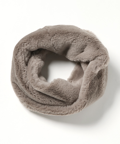 MERLOT（メルロー）の「ボリュームファースヌード571-1437（ストール/ショール・レディース・アイボリー/ベージュ/グレー/ライトベージュ・FREE）」の8枚目の写真