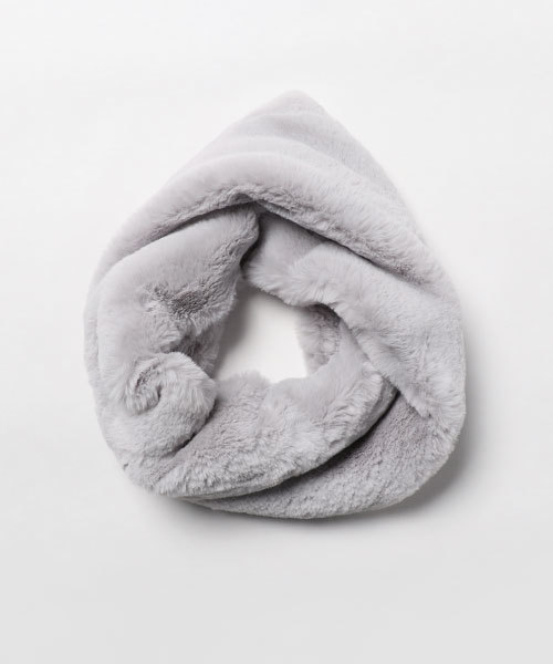 MERLOT（メルロー）の「ボリュームファースヌード571-1437（ストール/ショール・レディース・アイボリー/ベージュ/グレー/ライトベージュ・FREE）」の3枚目の写真