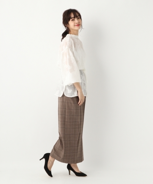 A part by（アパートバイ）の「カットJQDハナガラブラウス　776478 （シャツ/ブラウス・レディース・ブラック/オフホワイト・FREE）」の17枚目の写真