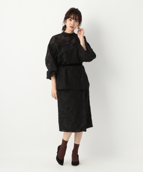 A part by（アパートバイ）の「カットJQDハナガラブラウス　776478 （シャツ/ブラウス・レディース・ブラック/オフホワイト・FREE）」の8枚目の写真