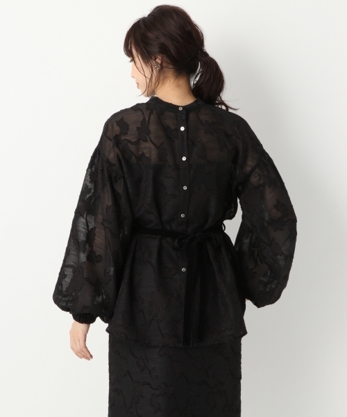 A part by（アパートバイ）の「カットJQDハナガラブラウス　776478 （シャツ/ブラウス・レディース・ブラック/オフホワイト・FREE）」の4枚目の写真