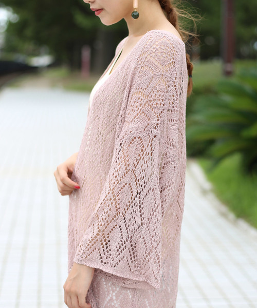 Bab Bou Jeloud（バブブージュルード）の「≪秋まで着れる≫ラメクロシェロングカーディガン（カーディガン/ボレロ・レディース・ブラック/オフホワイト/ピンク・FREE）」の16枚目の写真