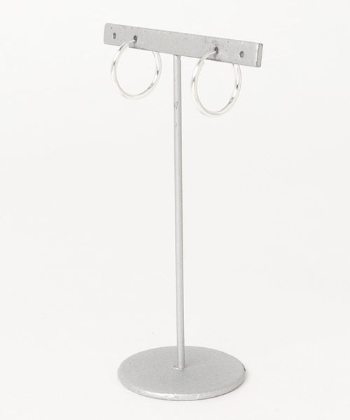Fun & Daily(ファンアンドデイリー)の「F&D : silver925 フープピアス 18mm(ピアス(両耳用)・レディース・シルバー・FREE)」の3枚目の写真