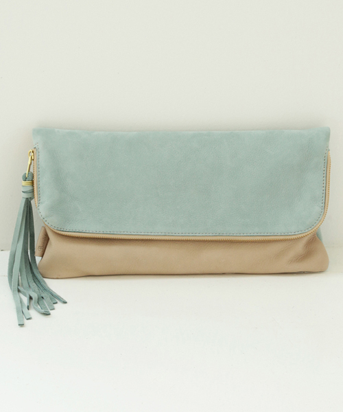 Another Edition（アナザーエディション）の「AE×Beaure Bi-color CLT　Я（クラッチバッグ・レディース・ライトブルー/ライトピンク・フリー）」の4枚目の写真