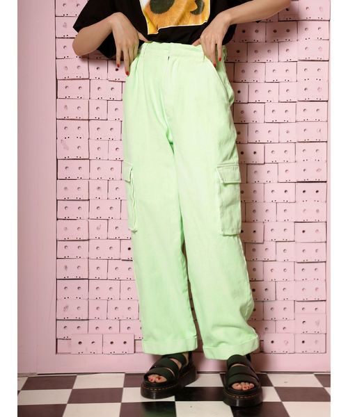 jouetie(ジュエティ)の「カラーカーゴパンツ(その他パンツ・レディース・パープル/ピンク/オレンジ/グリーン/その他1・MEDIUM)」の2枚目の写真