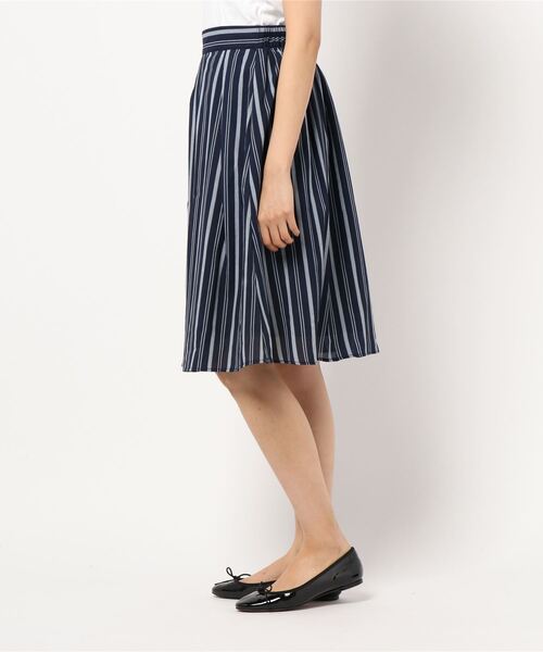 ROPE' PICNIC（ロペピクニック）の「ストライプ柄フレアスカート（スカート・レディース・ホワイト系その他/ブルー系その他・40/38）」の5枚目の写真