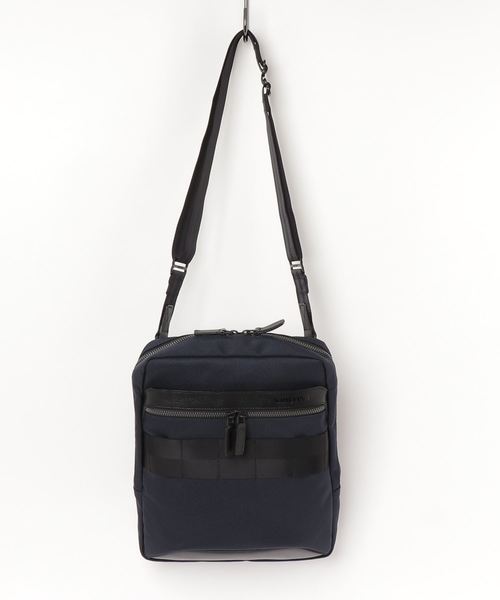 briefingネイビー　ショルダーバッグ　フュージョン BRIEFING（ブリーフィング）の「FUSION TAP SAC（ショルダー