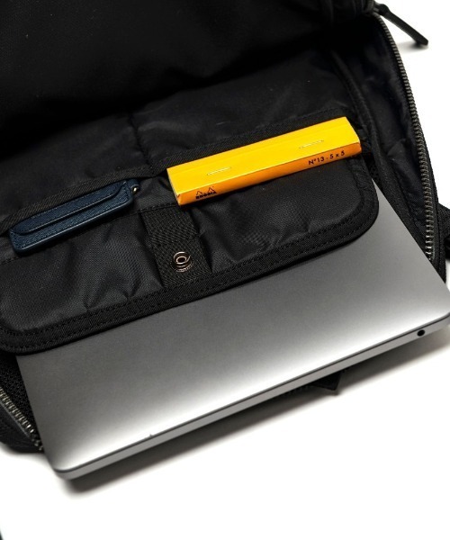 BRIEFING（ブリーフィング）の「FUSION TAP SAC（ショルダーバッグ