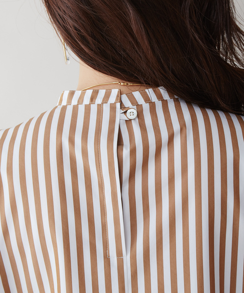 qualite（カリテ）の「ロングカフスシャツ（シャツ/ブラウス・レディース・オフホワイト/キャメル・38）」の7枚目の写真