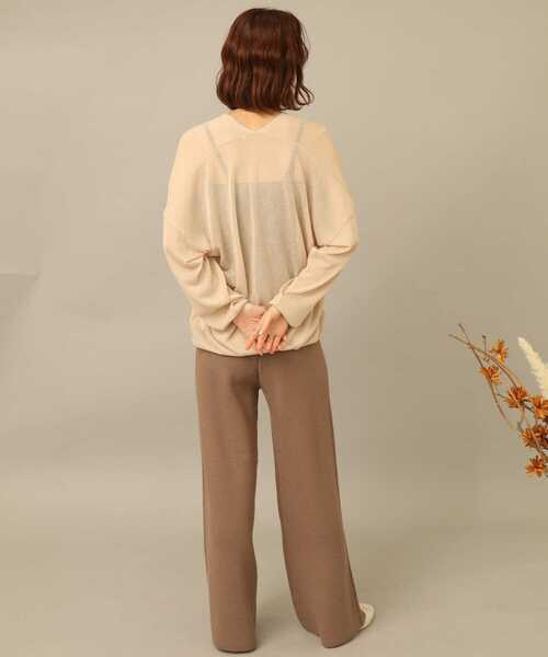 Vネックルーズシアーセーター