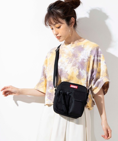 WEGO（ウィゴー）の「WEGO/ボックスロゴスクエアショルダーバッグ（ショルダーバッグ・レディース・ブラック/その他1・FREE）」の2枚目の写真