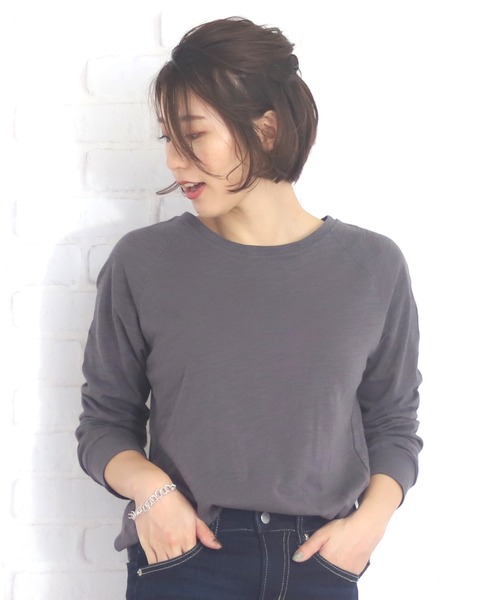 Amulet(アミュレット)の「スリットカットソー(Tシャツ/カットソー・レディース・グレー系その他/ピンク/イエロー/ブラック/ホワイト/ネイビー/グレー・M/L/XL)」の4枚目の写真
