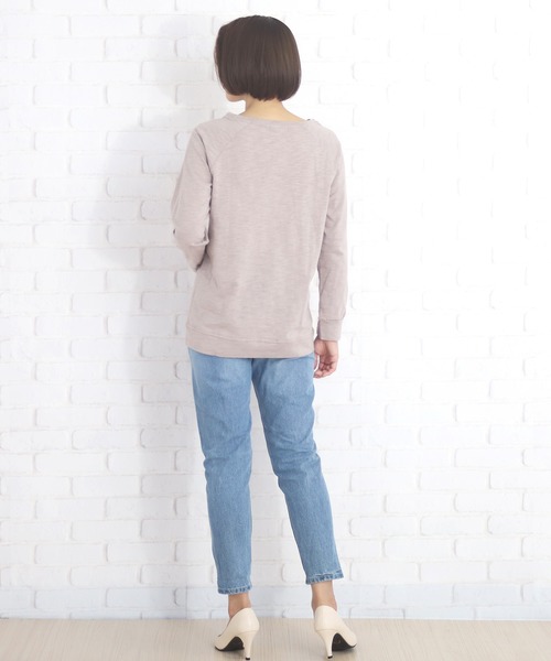 Amulet(アミュレット)の「スリットカットソー(Tシャツ/カットソー・レディース・グレー系その他/ピンク/イエロー/ブラック/ホワイト/ネイビー/グレー・M/L/XL)」の18枚目の写真